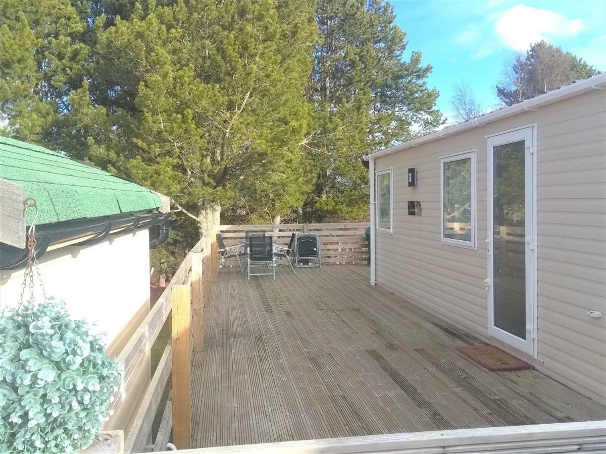 Honeydukes Holiday Lodge, Boat Of Garten, Aviemore Buitenkant foto