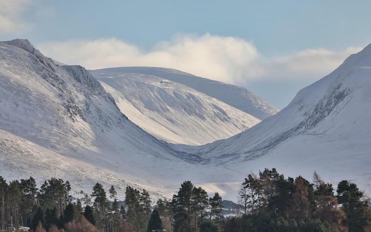 Honeydukes Holiday Lodge, Boat Of Garten, Aviemore Buitenkant foto